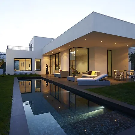 D'architecte Avec Piscine Pour 6 Personnes Proche Biarritz
