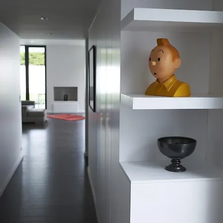 D'architecte Avec Piscine Pour 6 Personnes Proche Villa